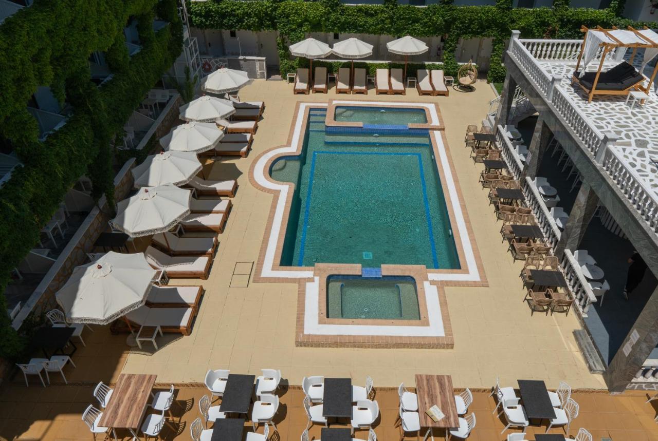 Olympic Kosma Hotel & Villas - Ханиоти Экстерьер фото